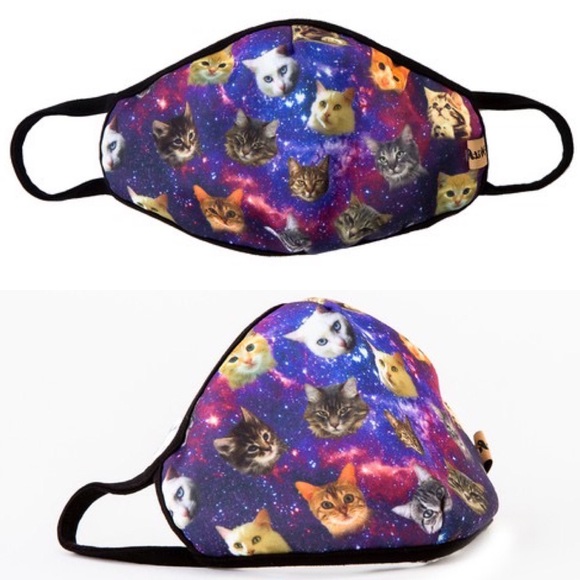 MADE IN USA, Purple Cats Print Face Mask - Picture 7 of 7